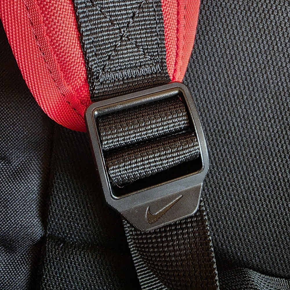 Nike Hoops Elite Pro Basketball Backpack University Red/Black/Metallic - Picture 4 of 10